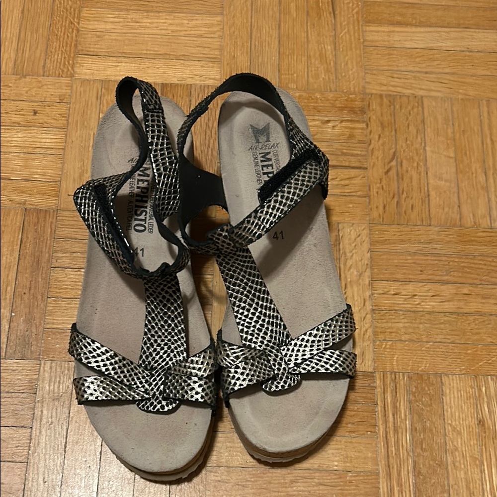 Mephisto Black and Silver Sandals